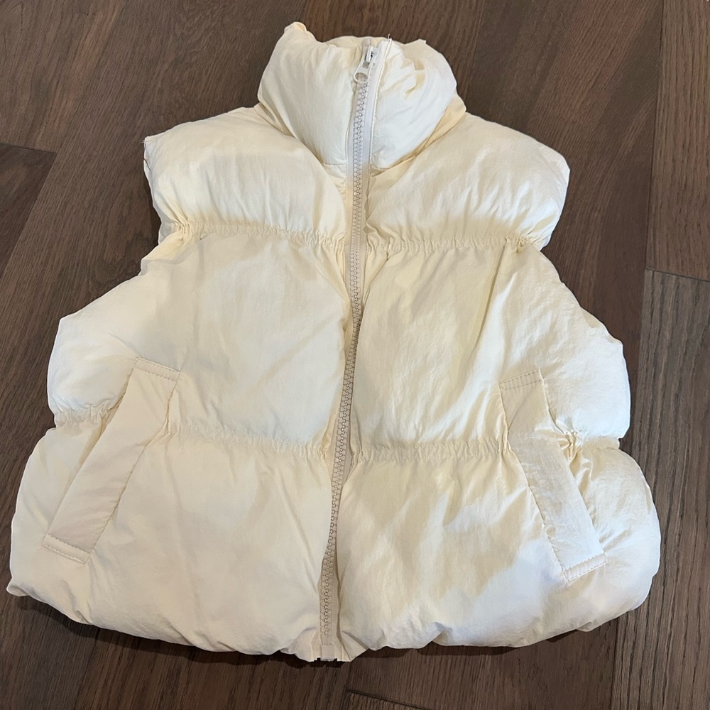 Women’s cream Puffer Vest